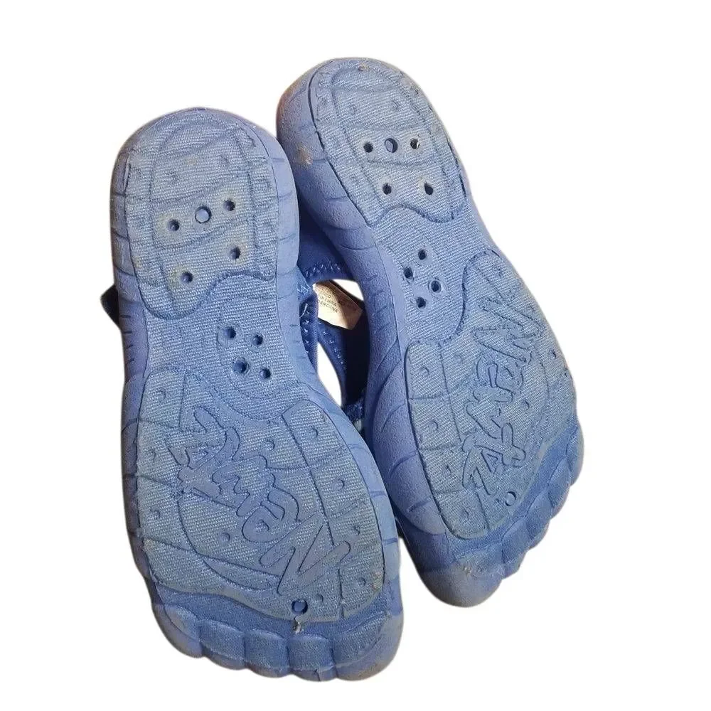 Newtz 11/12 water shoes